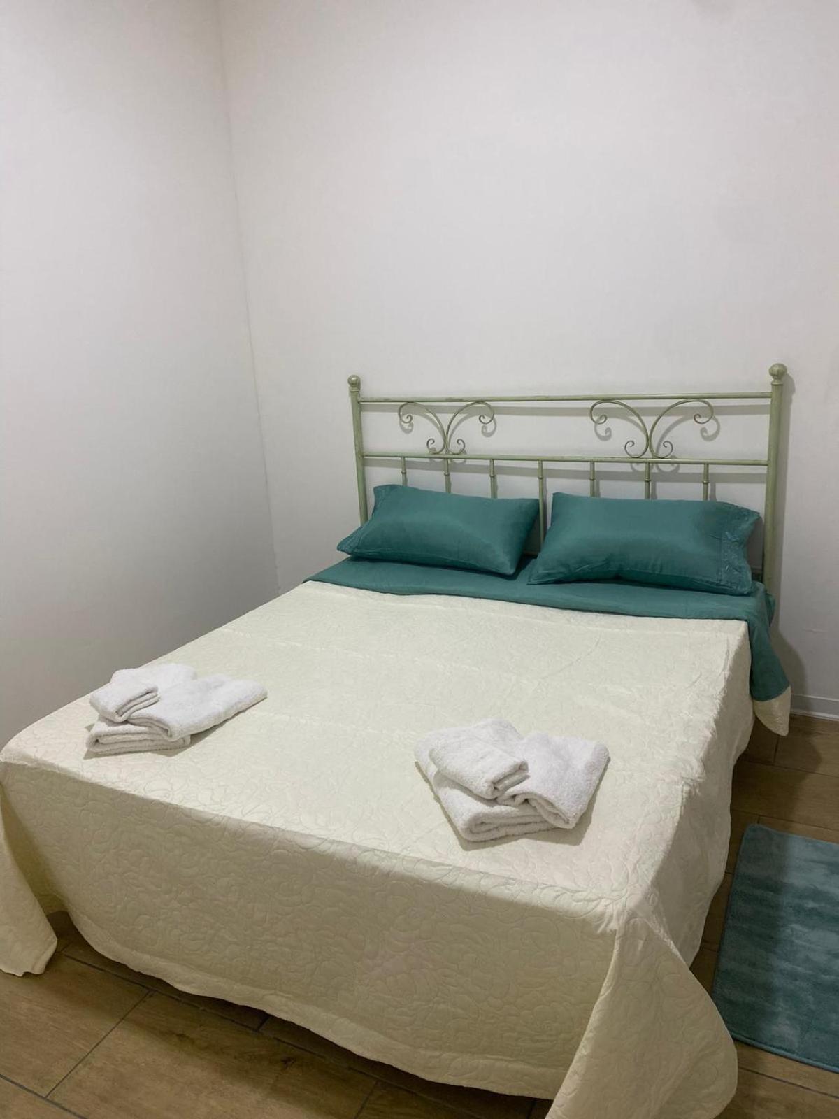 Home Rebecca Nápoly Kültér fotó